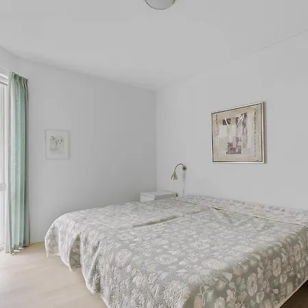 Sopark Lejl 16 * גודהיים