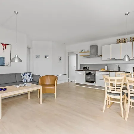 Sopark Lejl, 16 Apartment *